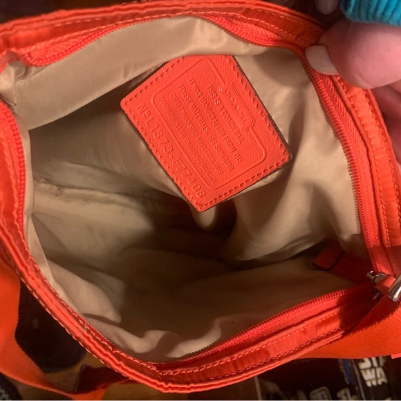 Coach Orange Crossbody Bag with Quilted Design and Adjustable Strap - Picture 3 of 3